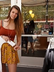 8 free voyeur pics