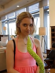 8 free voyeur pictures