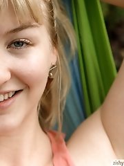 8 free voyeur pictures