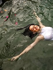 Tracy Maura Lagoon Like