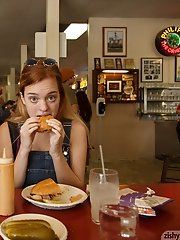 8 free voyeur pics